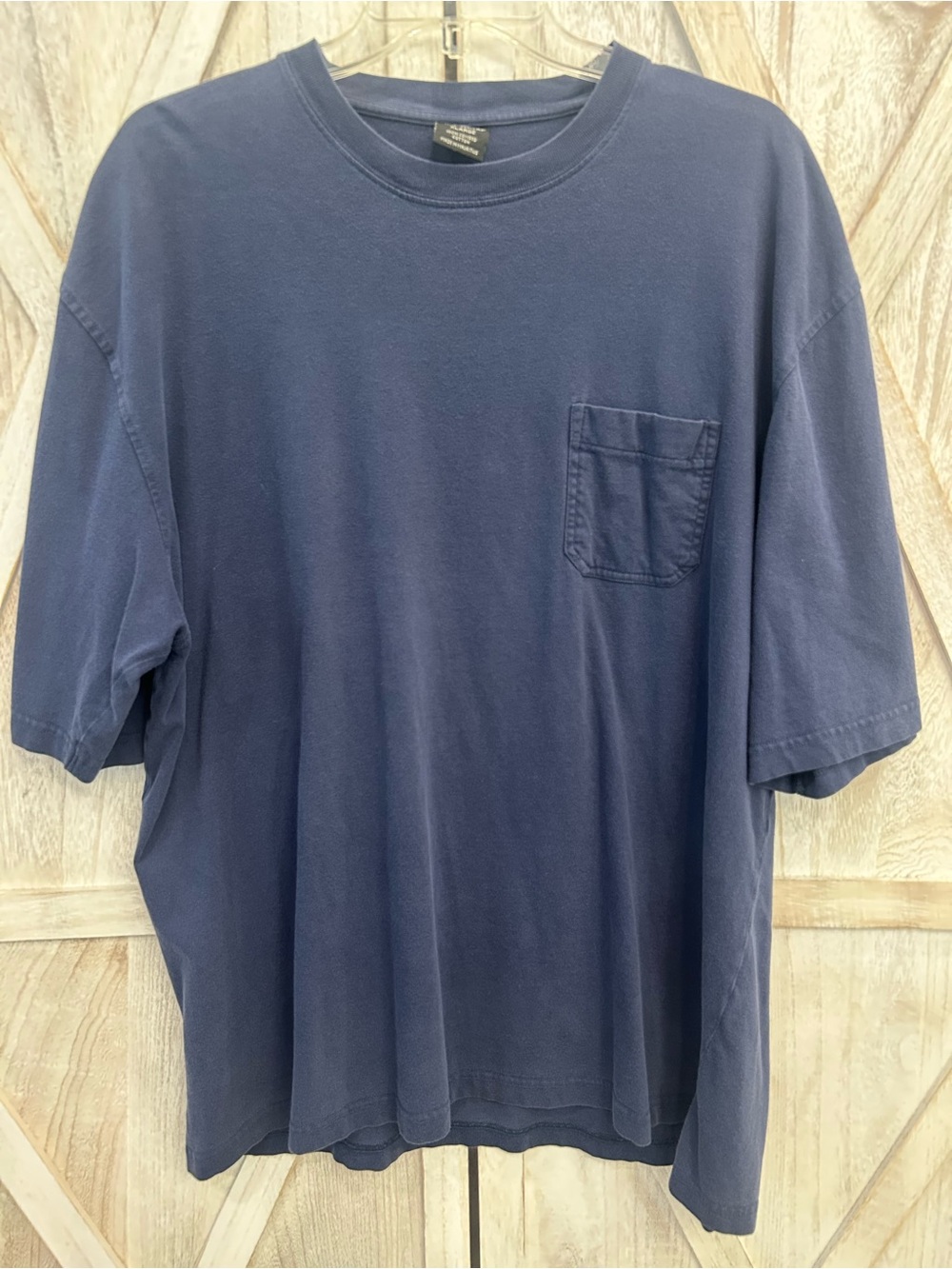 Men's Navy Ols School Blue Short-Sleeve Pocket Tee